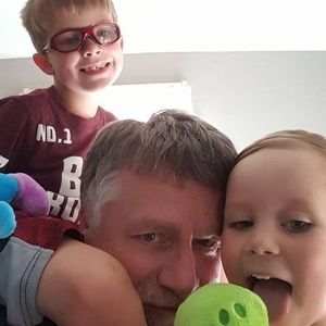 Meet your Posher, Thomas